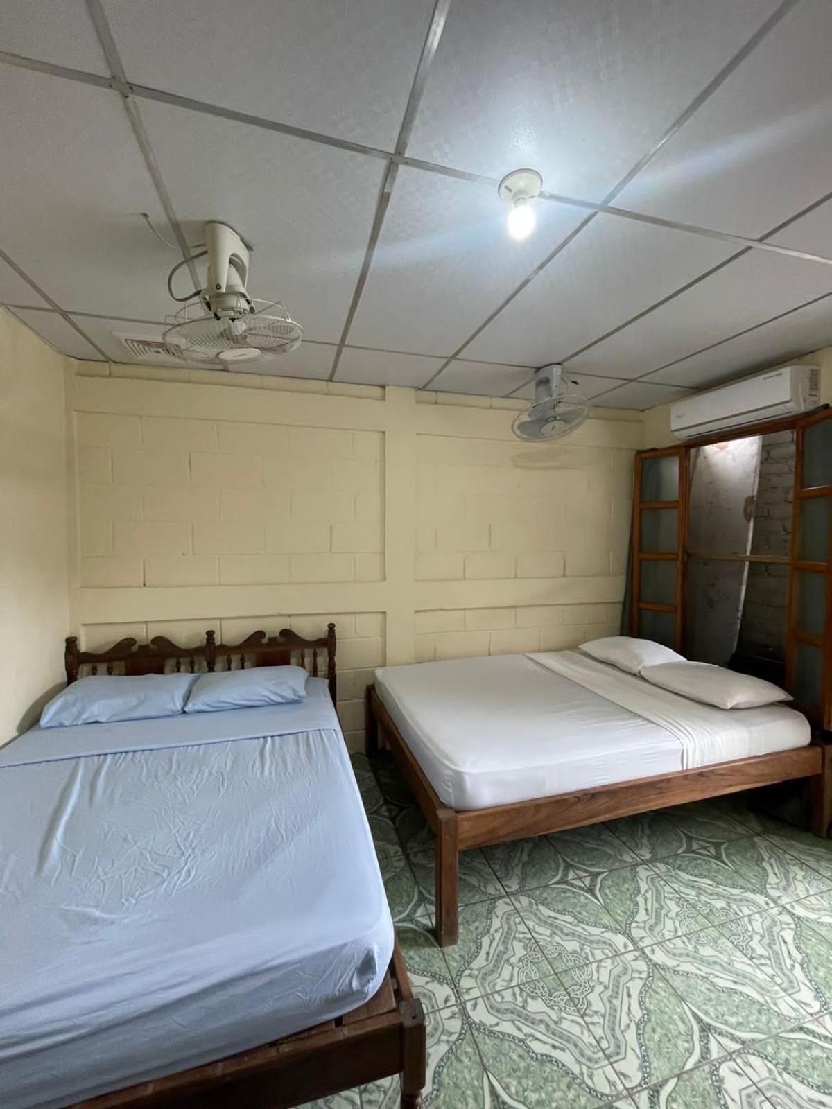Hostal Los Chamos Сан Хуан дел Сур Екстериор снимка